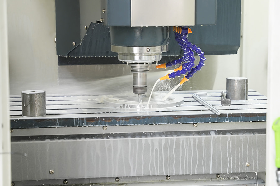 ศูนย์เครื่องจักรกล